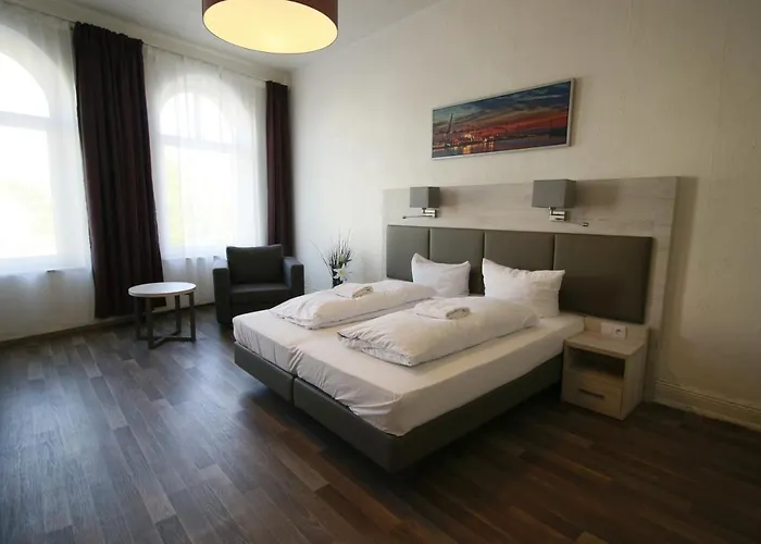 Bee Fang Hotel 2*