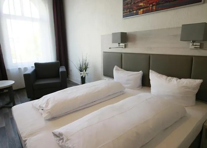 Hotel Bee Fang 2*